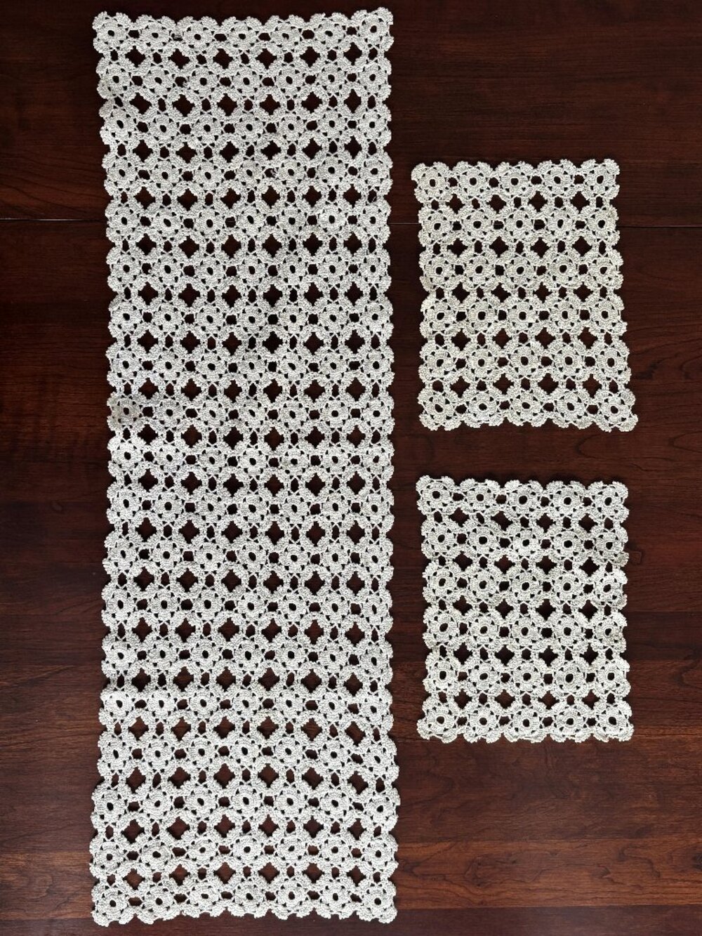 Elegant Vintage Cream Crochet Table Runner with 2 Table Toppers Dresser Scarf